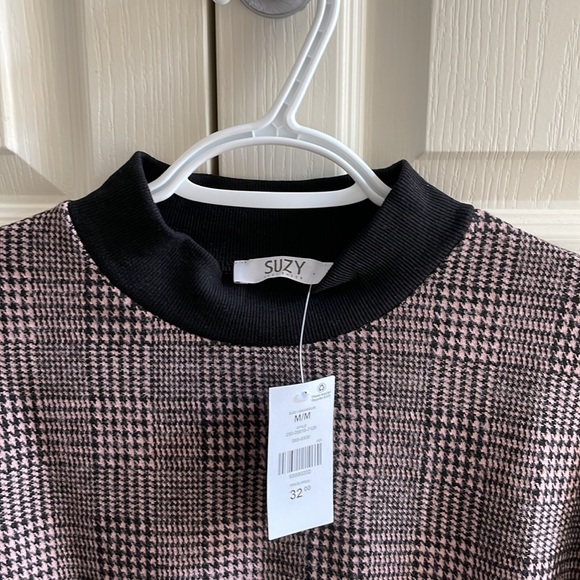 Contrast ribbed /Plaid / Mock neck Top - Picture 3 of 5